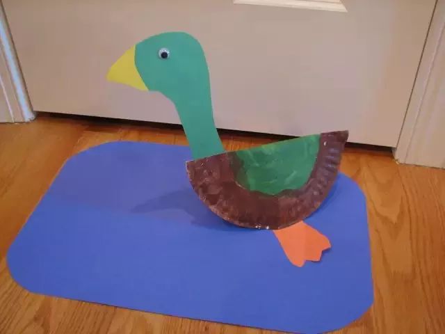 纸盘幼儿创意手工简单又漂亮,一次性纸盘特色美工作品小班