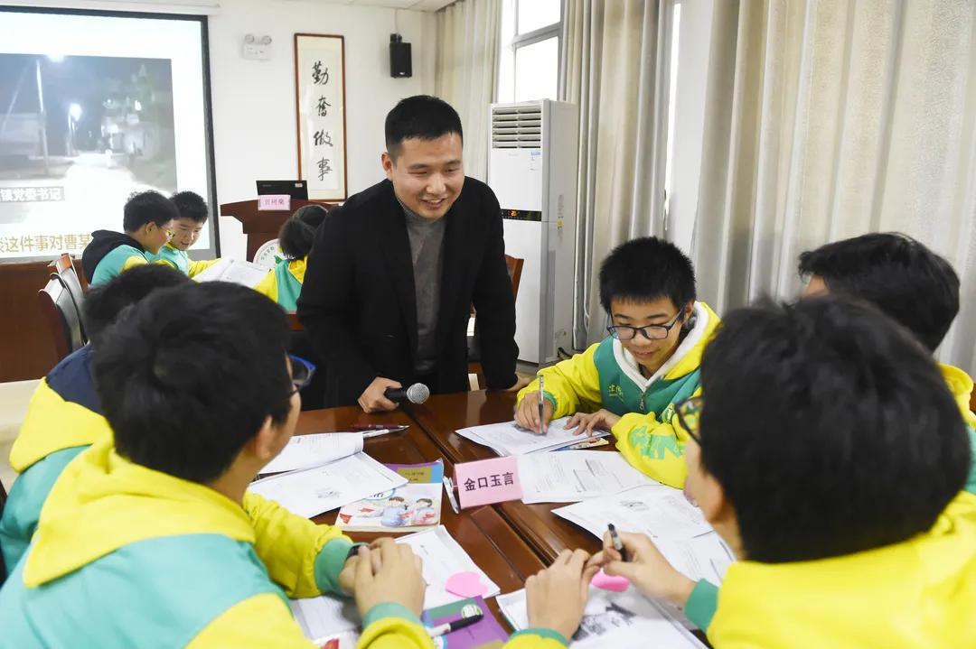 花儿朵朵向阳开幼儿园,花儿朵朵向阳开幼儿律动完整版