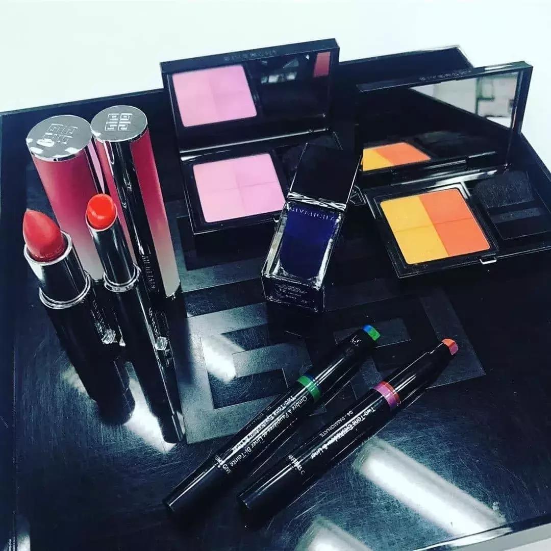 你已经是个成熟的钱包了，知道帮我买19年这些绝美新品了