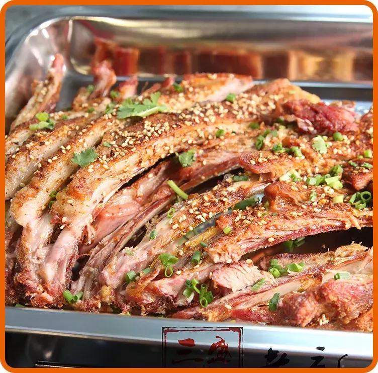 草原正宗烤全羊,长沙大草原烤全羊攻略