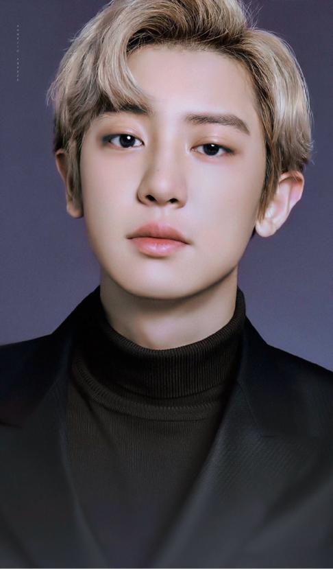 边伯贤最近照片,边伯贤现在照片