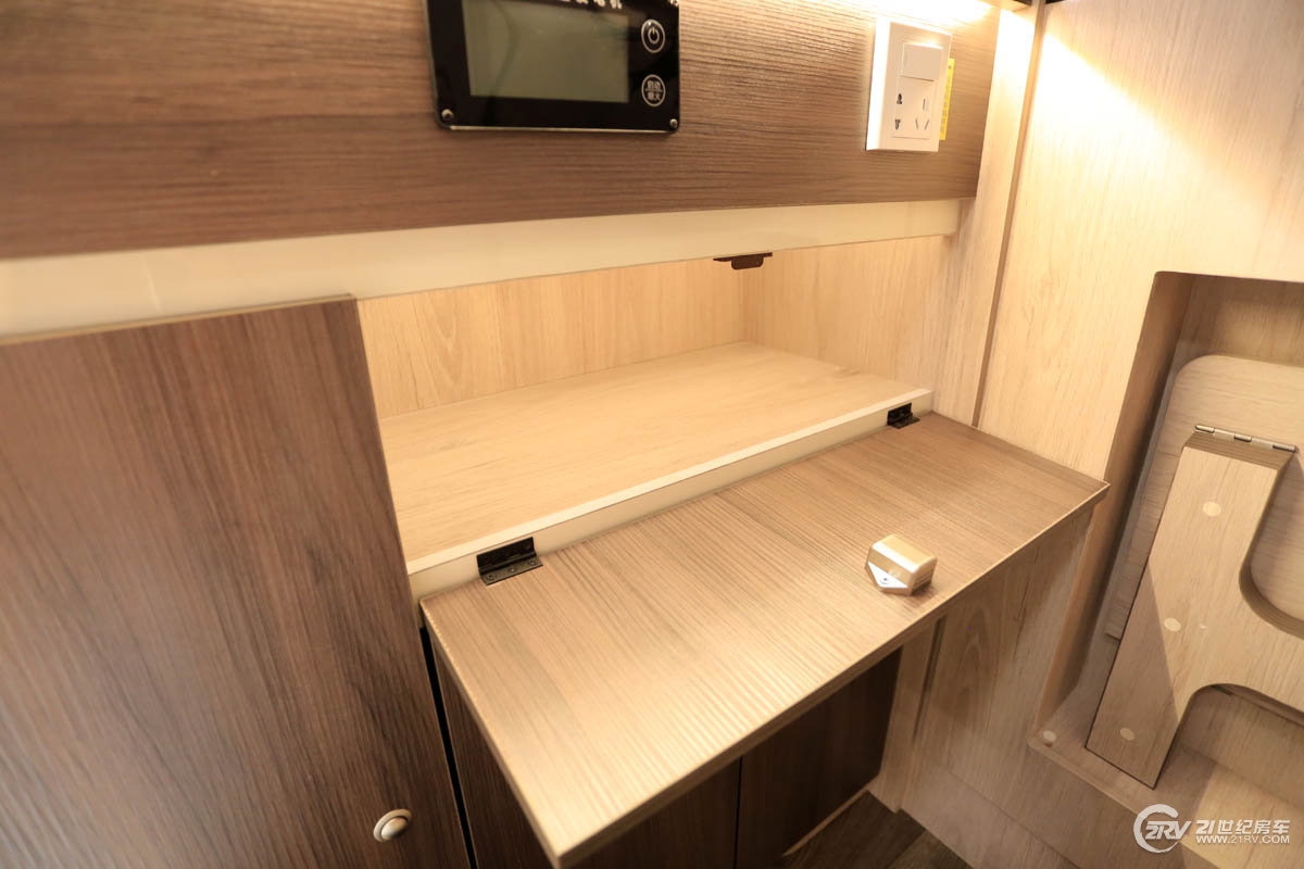 亚特b型房车最新款,10年的房车