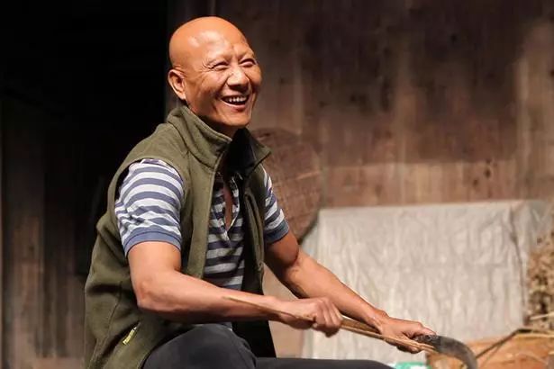 拍少林寺的李连杰有多大岁数,李连杰拍少林寺时多大