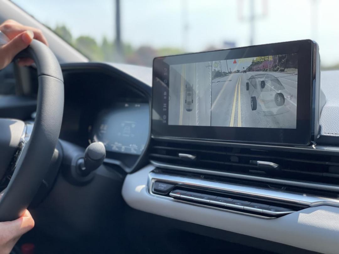 六万块就能买到的一台高品质家轿，还要什么自行车？