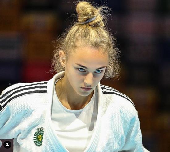 最年轻的柔道世界冠军霸气眼神,18岁柔道总冠军