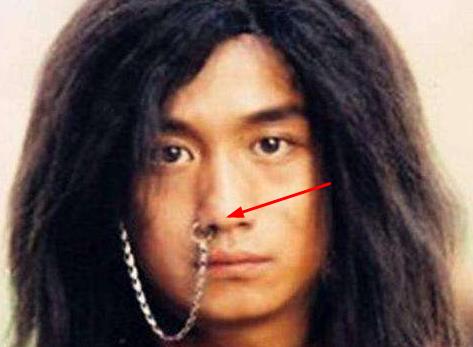 张光北版吕布对何润东版吕布,何润东张光北谁演的好