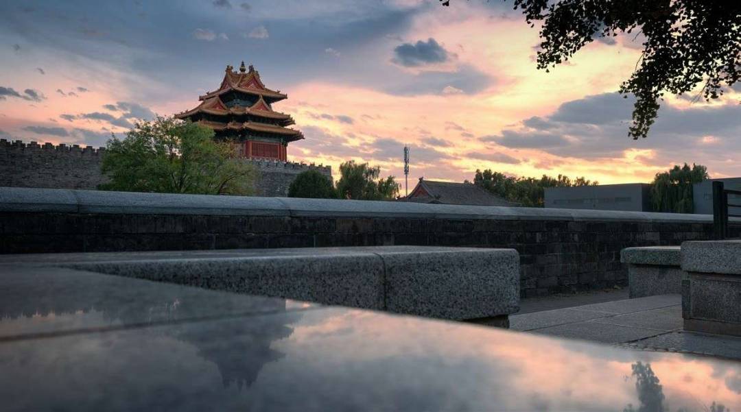 李清照在声声慢中表达了哪些惆怅,李清照词中最经典的四句话