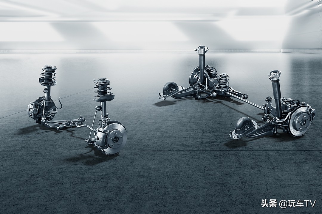 试驾雷凌运动版视频,雷凌双擎底盘离地间隙多少