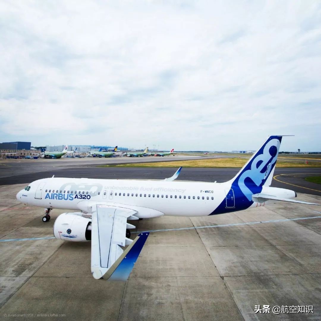 波音737max8和空客320对比,波音737max8和空客a321哪个大