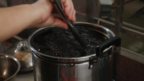 盘点广东人的夏日消暑神器,消暑必备神器凉粉