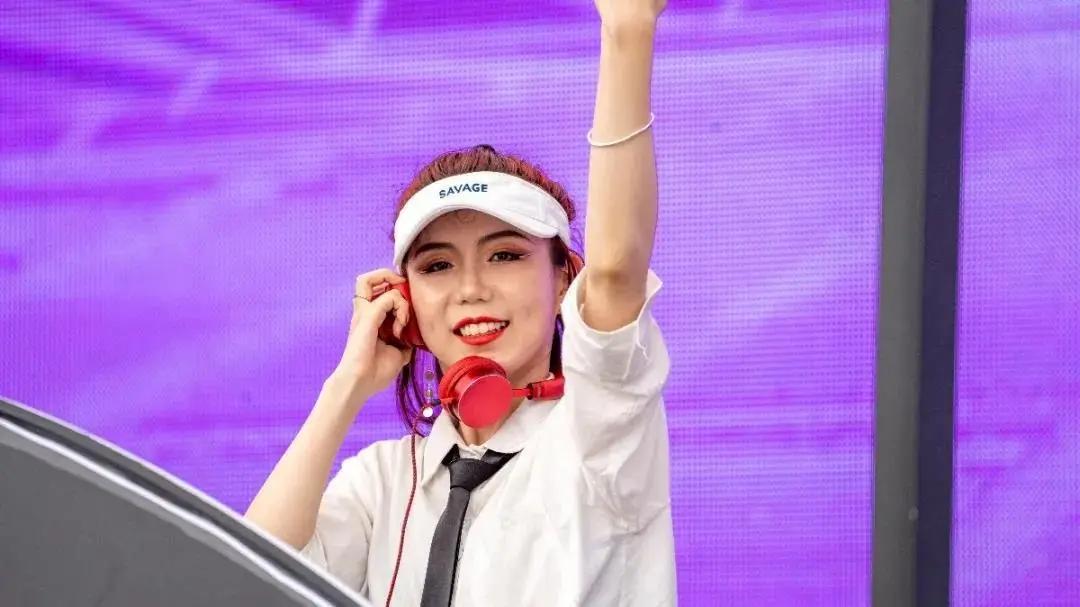 湘江欢乐城晚上玩攻略,夏天湘江欢乐城游玩攻略