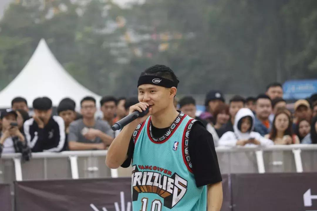 力卡专业无线演出系统全程护航2019江小白YOLO青年文化节