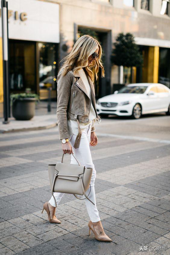 闃跨編鍜斿徑澶嶅彜楹傜毊澶栧,楹傜毊澶嶅彜澶栧