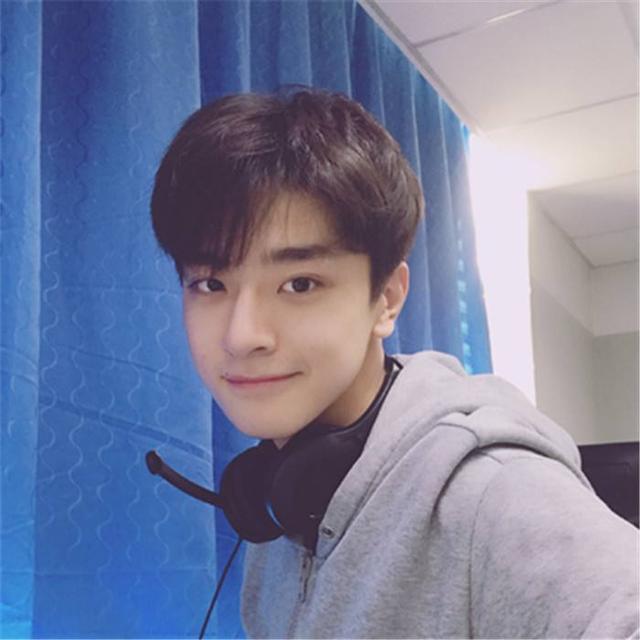 岳云鹏老婆再剃光头,岳云鹏老婆为什么剃光头