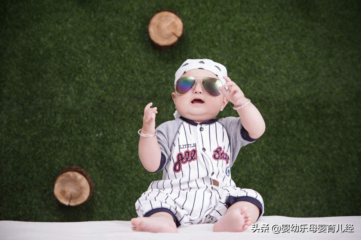 0-12月宝宝头围对照表,宝宝0-12个月的身高体重标准表