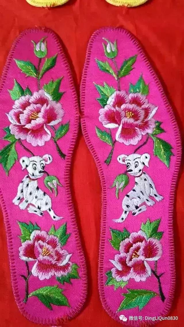 鞋垫上的刺绣艺术欣赏,鞋垫刺绣怎么刺绣熊猫嘴巴