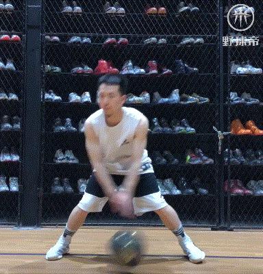 跟着感觉走简谱跟练,跟着感觉走的舞步