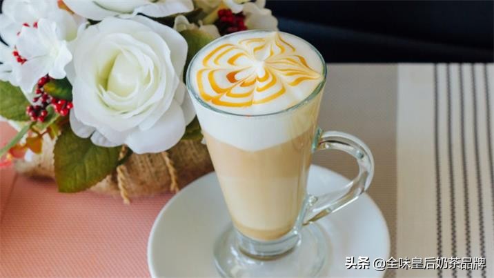 开奶茶店赚钱么一年赚多少,开一家奶茶店一年能赚多少钱呢