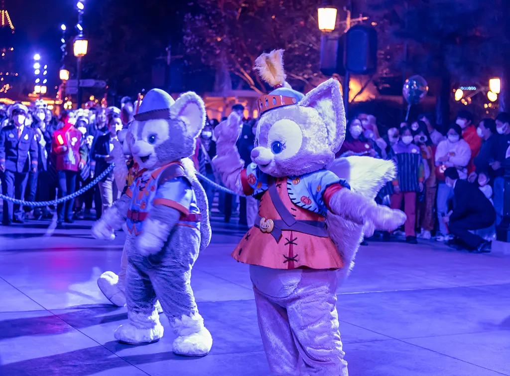 没作品却出道即顶流：这只小狐狸为何这么红？