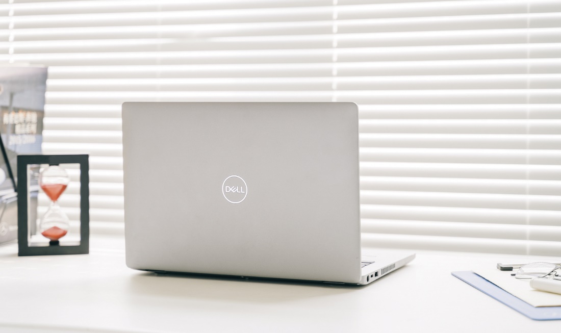 商务游戏两用笔记本性价比高,商务游戏两不误笔记本