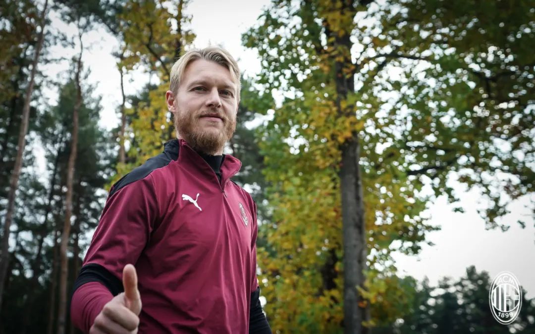 西蒙克亚尔照片,西蒙克亚尔最佳球员