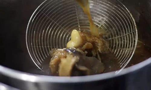 卤菜放红曲米会使卤水发酸吗,卤水发黑发酸是什么原因