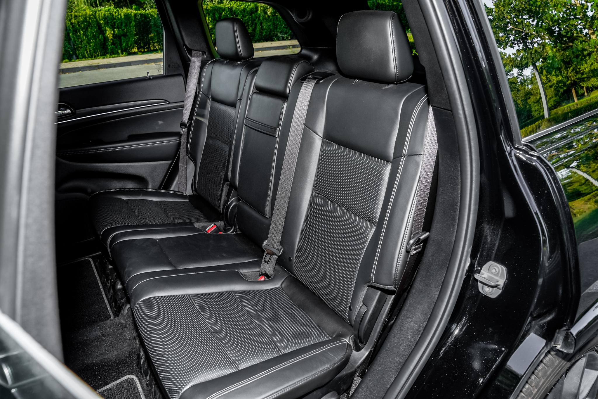 优惠20万jeep大切诺基值得入手吗,冷门七座越野车