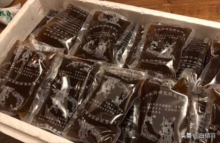 红肿痘痘不疼了但是还是有包,红肿痘痘摸着软软的一直不冒白头