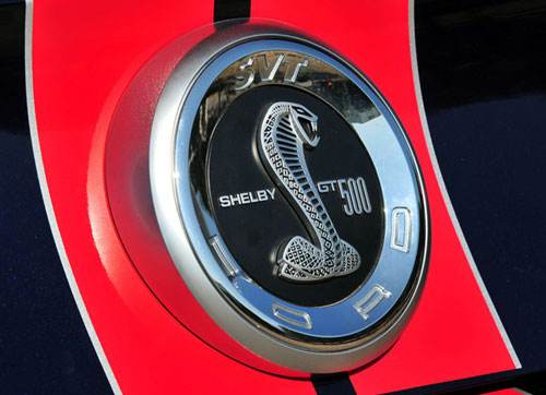 以蛇为标志的车大概要多少钱,毒蛇标志的越野车