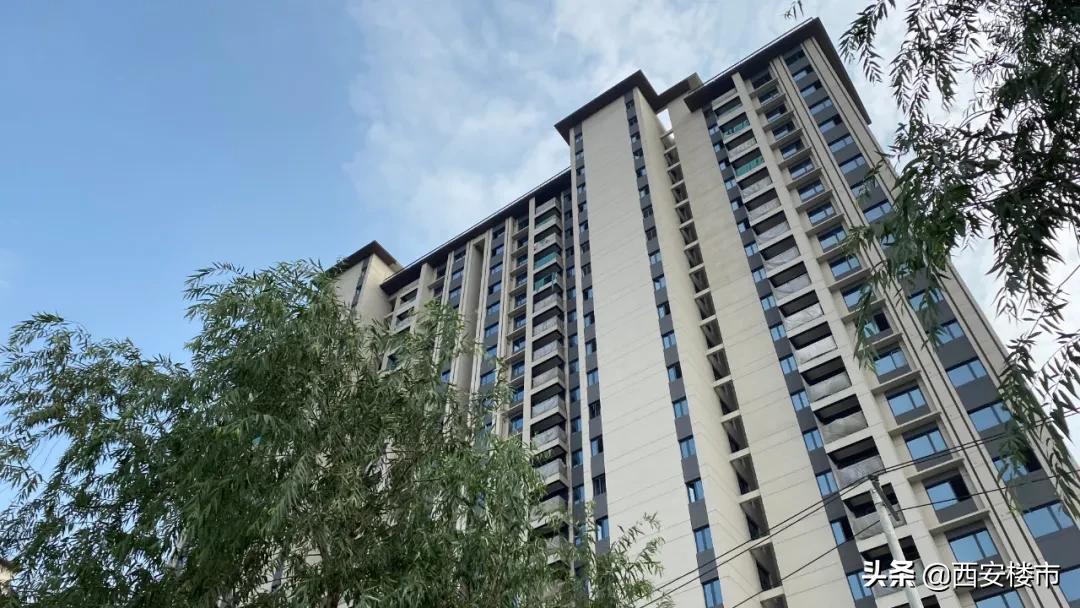 2万/㎡的香湖湾1号，建设进度和周边究竟如何？