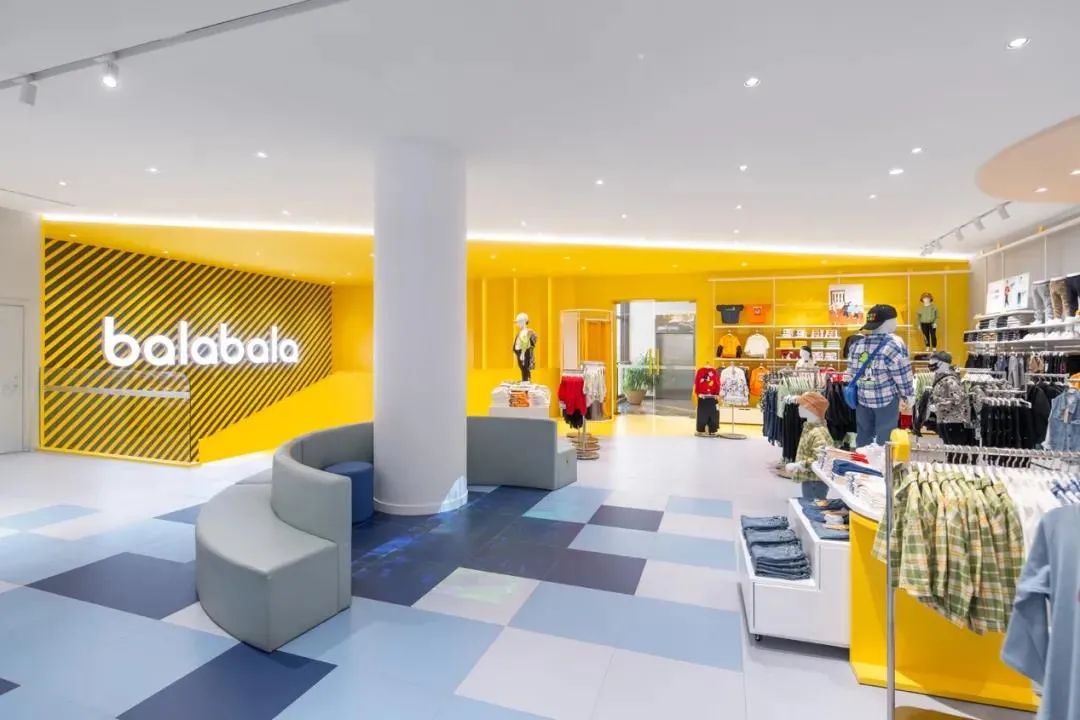 巴拉巴拉品牌实体店,巴拉巴拉万达形象