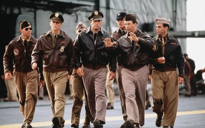 历史全球前十票房电影,全球票房榜第一的战争片