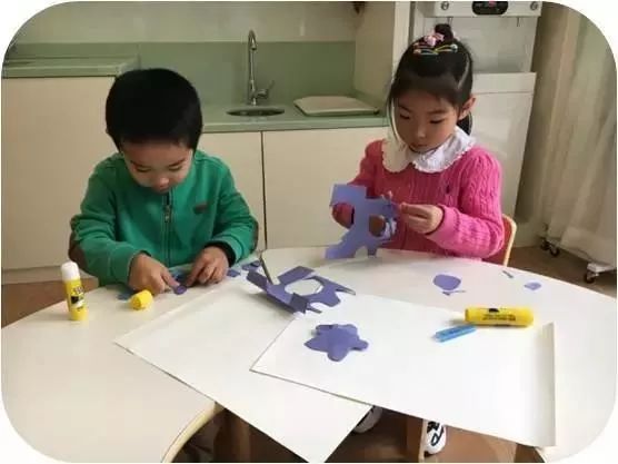 幼儿园生成课程案例,幼儿园关于纸的课程