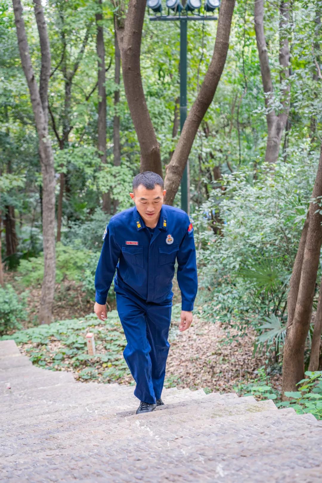 “亚洲桅杆”上的消防故地,曾让武汉三镇失去秘密