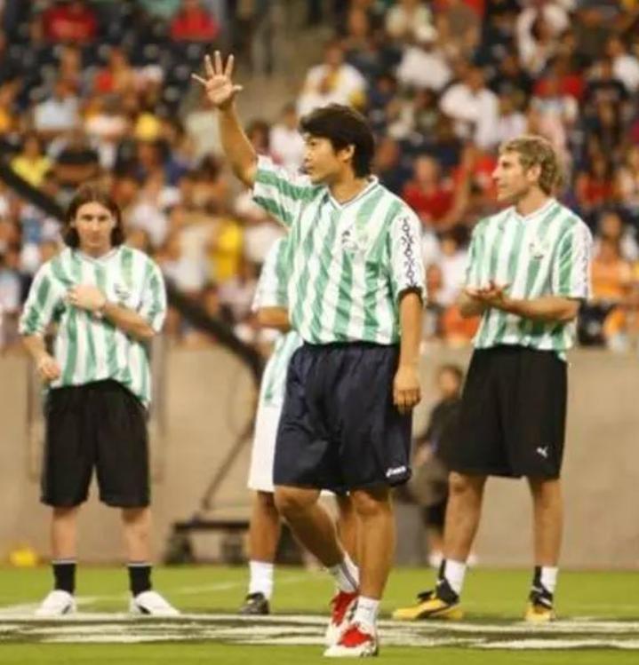 前国脚被判刑曾获中超冠军,前足球巨星小罗进监狱