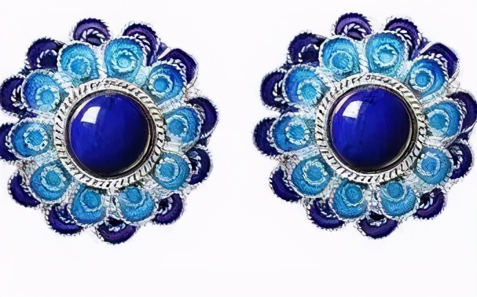 青金石珠链颜色如何搭配,青金石怎么搭才最洋气