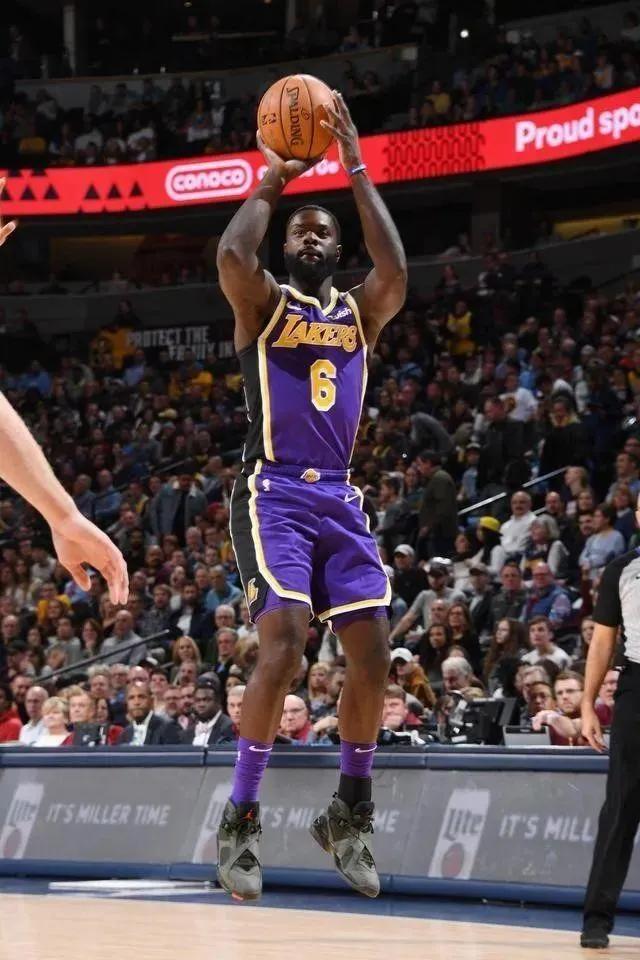 aj8三连冠和三冠王,aj十大经典鞋