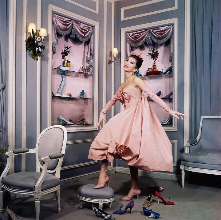 ysl圣罗兰限定典藏版小金条口红色 (ysl圣罗兰百搭口红)