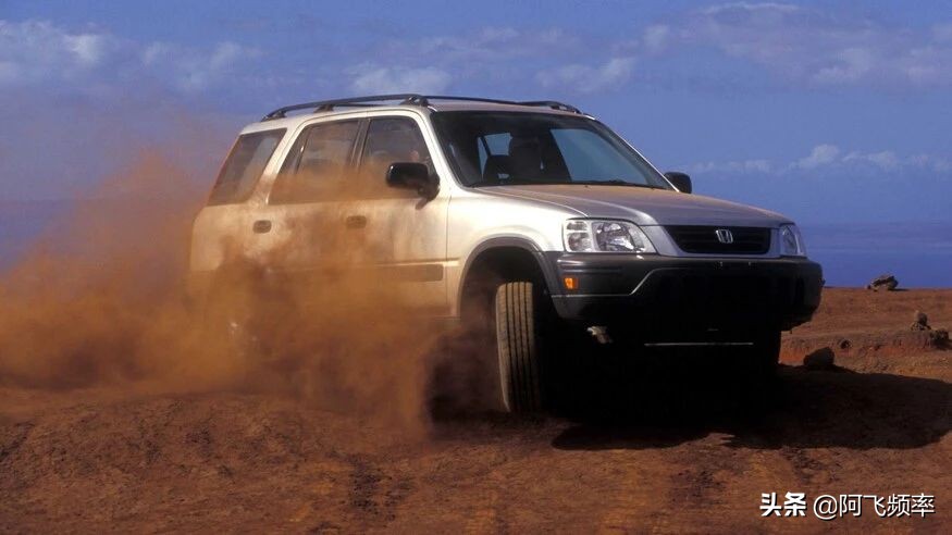 本田CR-V敞篷版,本田热门车款cr-v新款图片曝