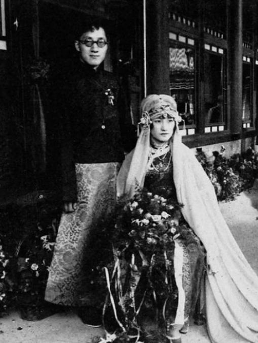 陆小曼死后骨灰都无人认领,陆小曼死后的葬礼