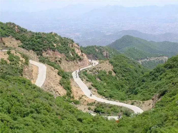 石家庄草莓采摘基地推荐,石家庄周边采摘园摘草莓