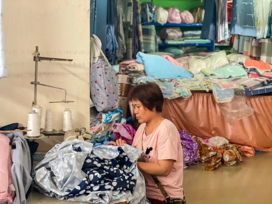 霞山外贸纺织城、服装城618狂欢节,消费满58元抽奖,100%中奖