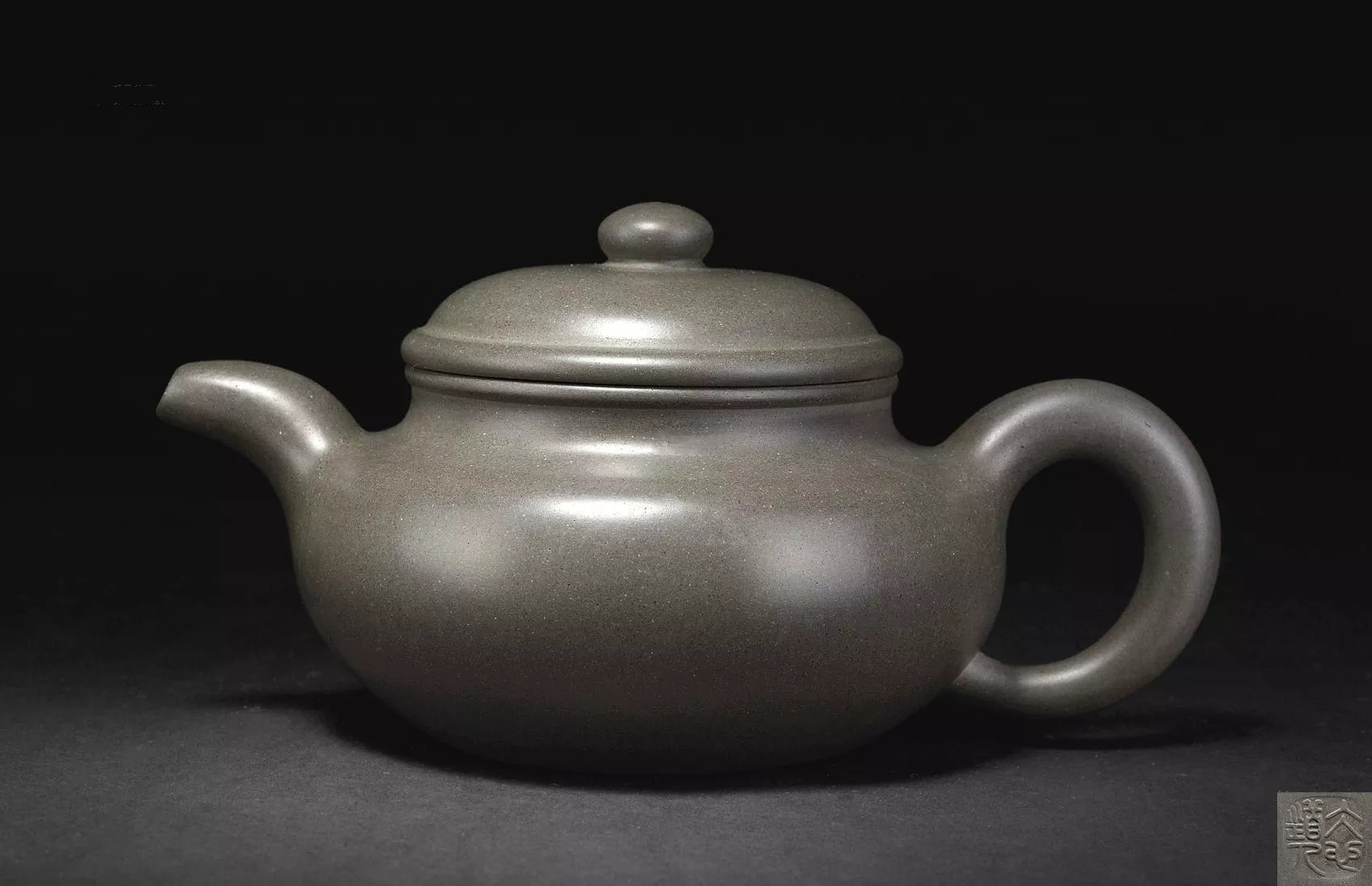 紫砂灰段泥是什么泥料,青灰泥紫砂没有颗粒