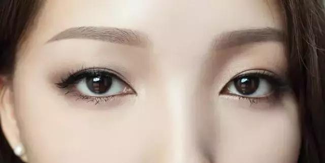 烟熏妆化妆步骤美妆达人,美妆高级感颜色