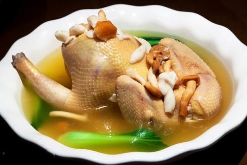 土鸡用什么一起炖比较好,土鸡与什么一起炖最好吃