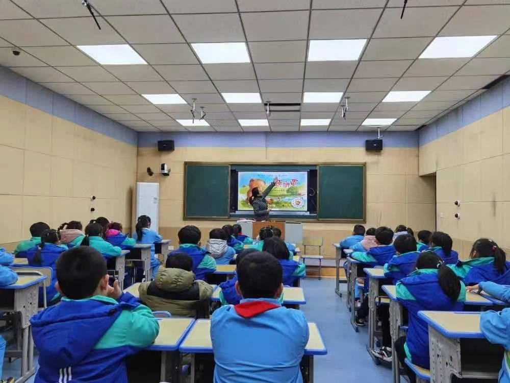 热烈祝贺被命名为省级示范学校,经开区优质学校