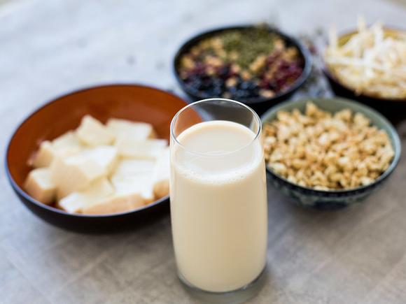 孕期屁股疼是坐骨神经痛吗,孕期坐久了屁股疼