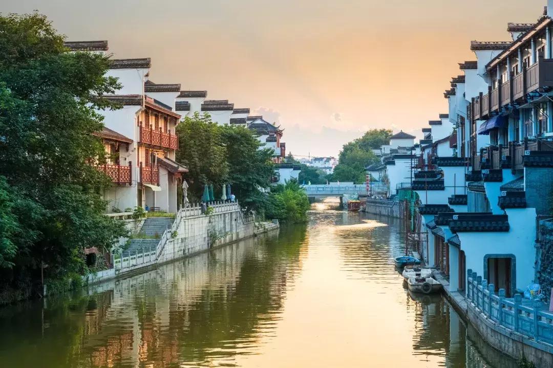 高铁高级软卧有多舒服,高铁软卧怎么睡觉