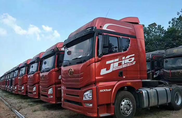 运输行业不行就转行,运输不好跑改行做烧烤