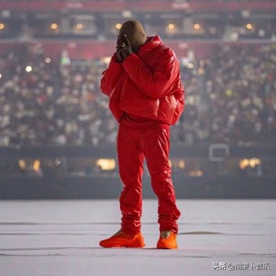 今日欧美圈：侃爷新专“果然”推迟，Grimes助阵Chromatica混音版